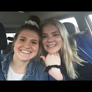 Meet your Posher, Amber